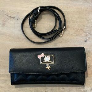 HELLO KITTY | Crossbody Wallet in Black